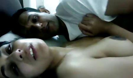 دختر مشاعره بزرگ در خارج فیلم سینمایی شهوانی از منزل لعنتی